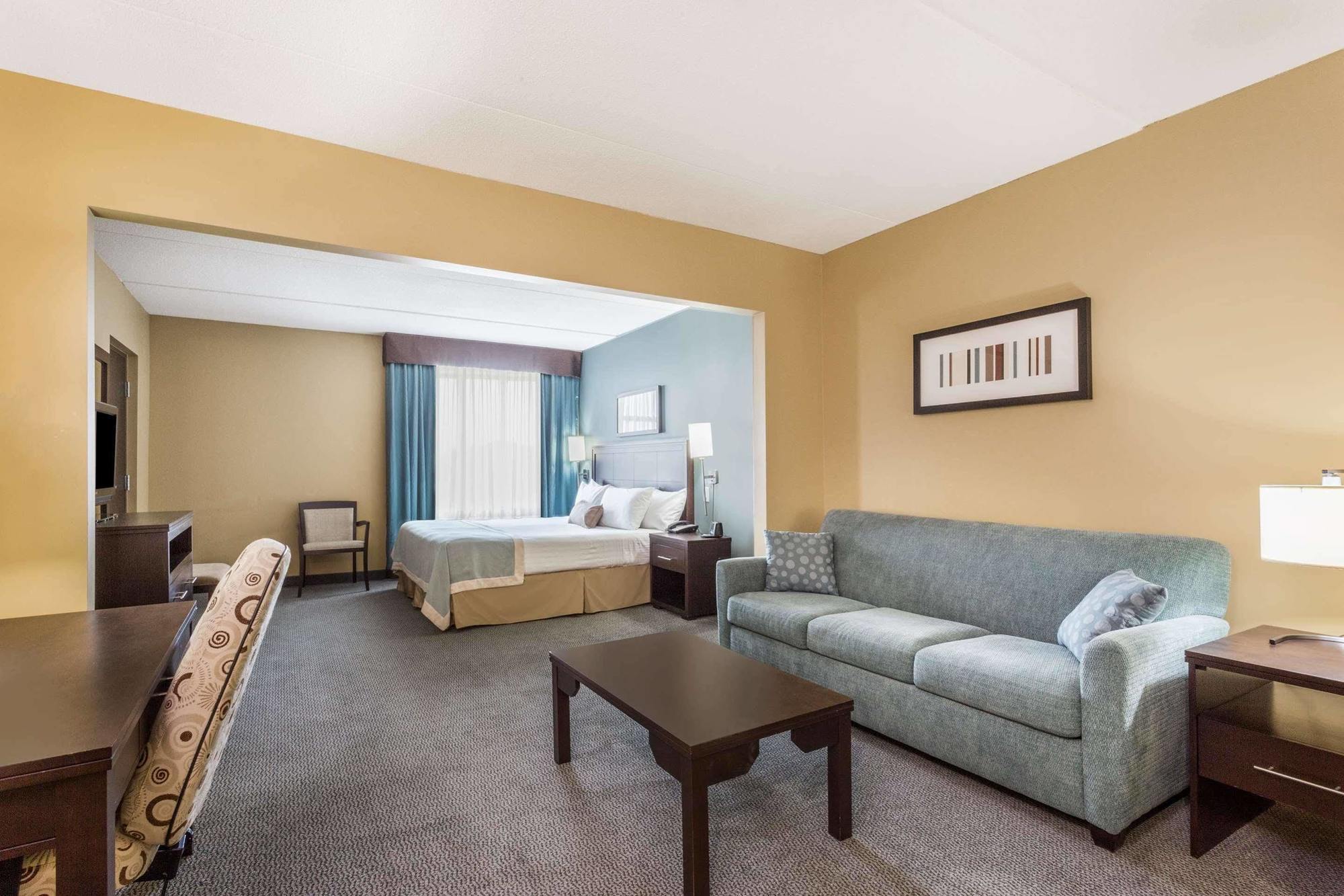 Wingate By Wyndham Regina Hotel Exterior photo